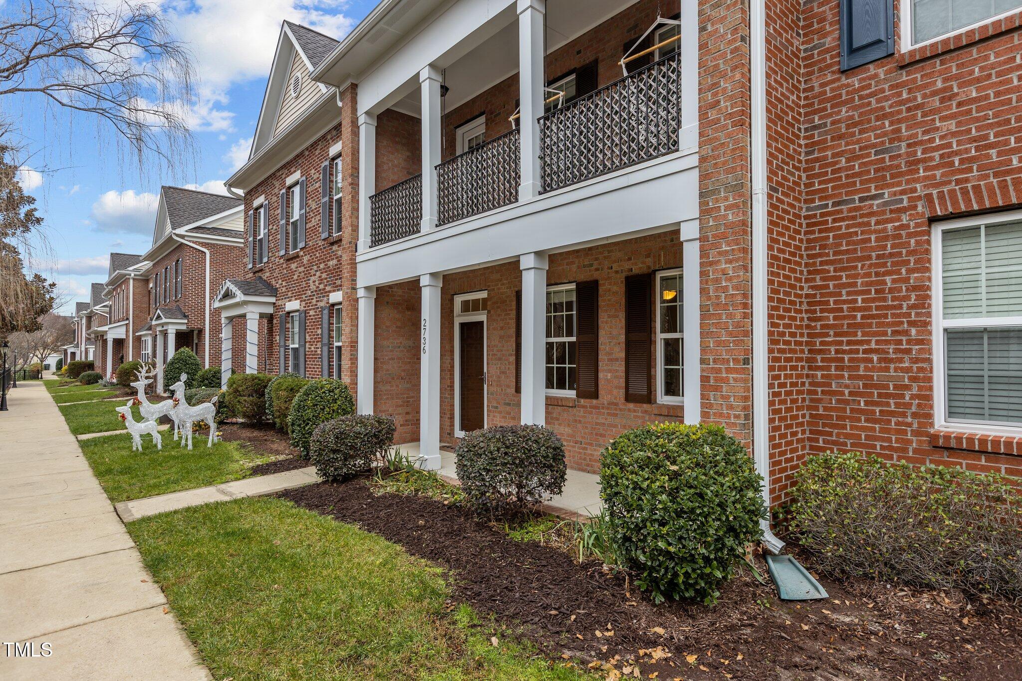 2736 Cloud Mist Circle Raleigh, NC 27614 - Photo 2 of 33 42-web-or-mls-IMGL1257