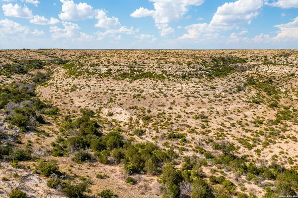 a view of an outdoor space