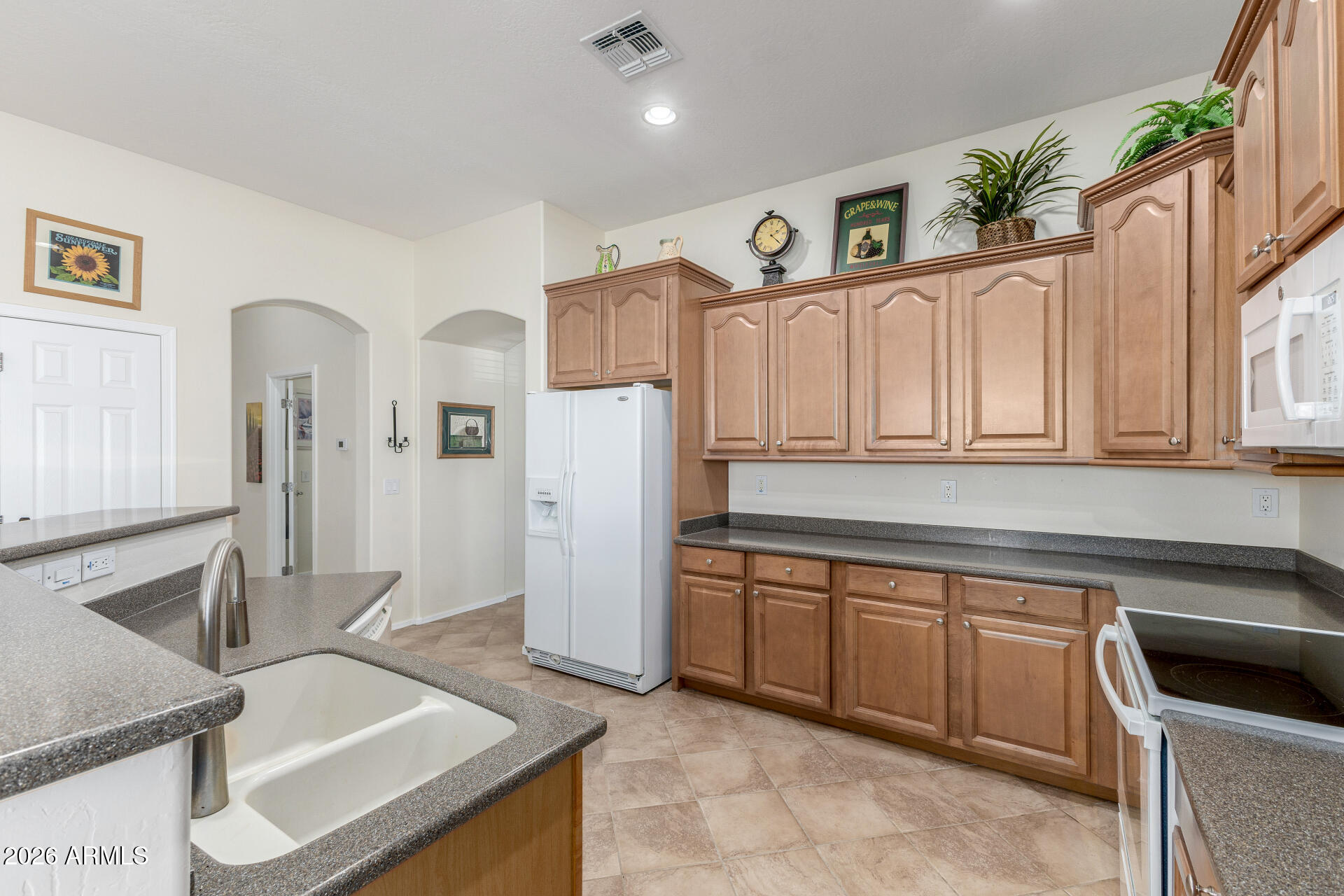 12731 West Eagle Ridge Lane Peoria, AZ 85383 - Photo 12 of 87 11 Eagle Ridge