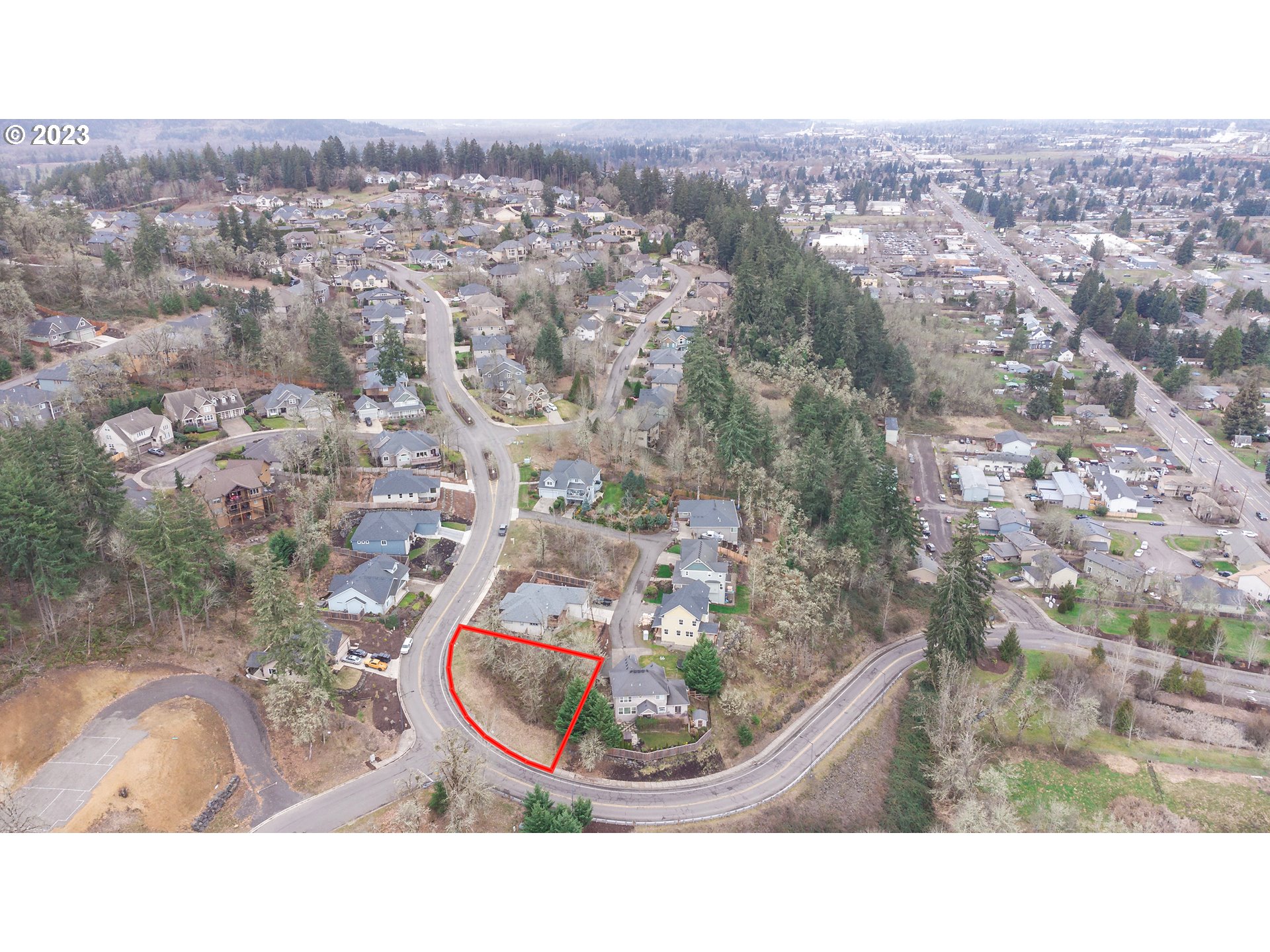 320 Mountaingate Drive Springfield, OR 97478 - Photo 3 of 8 Gallery Image 3