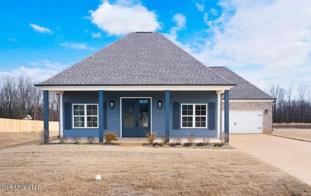 $422,900 | 660 Wells Drive, Hernando, MS 38632