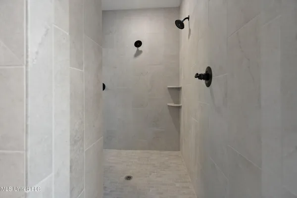 $422,900 | 660 Wells Drive, Hernando, MS 38632