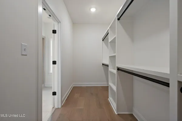 $422,900 | 660 Wells Drive, Hernando, MS 38632