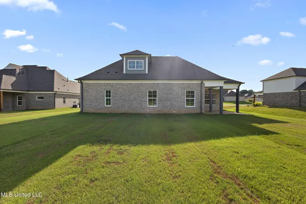 $422,900 | 660 Wells Drive, Hernando, MS 38632