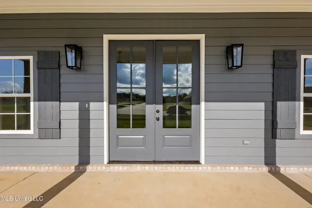 $422,900 | 660 Wells Drive, Hernando, MS 38632