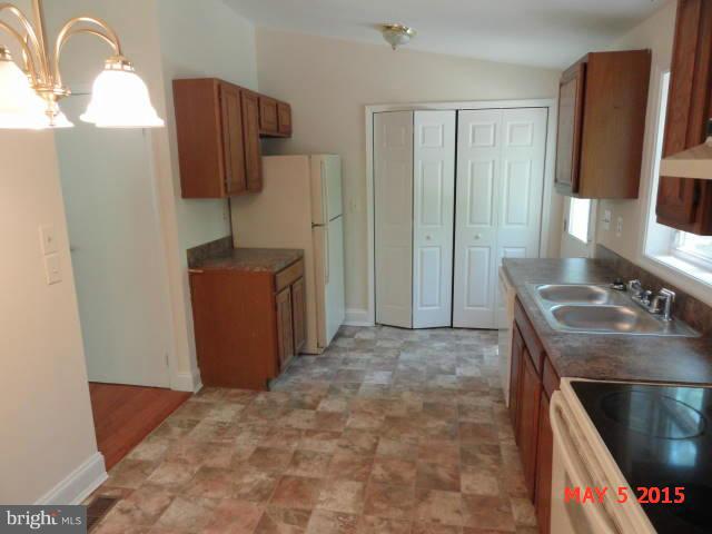 43319 Medleys Neck Road Leonardtown, MD 20650 - Photo 7 of 18 Kitchen