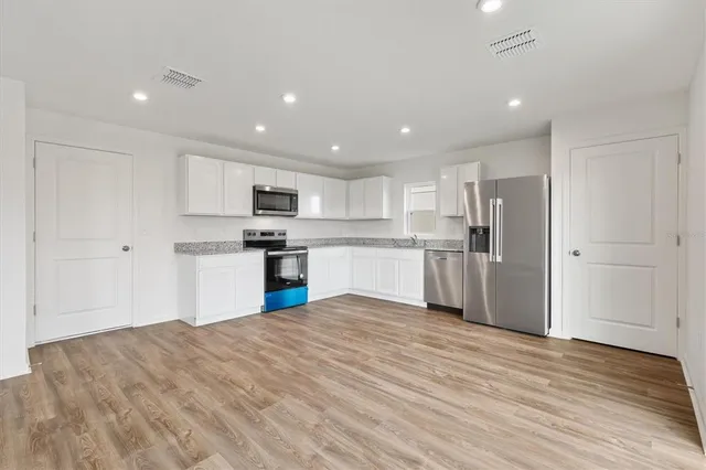 $2,095 | 1941 Iowa Drive, Sumterville, FL 33585