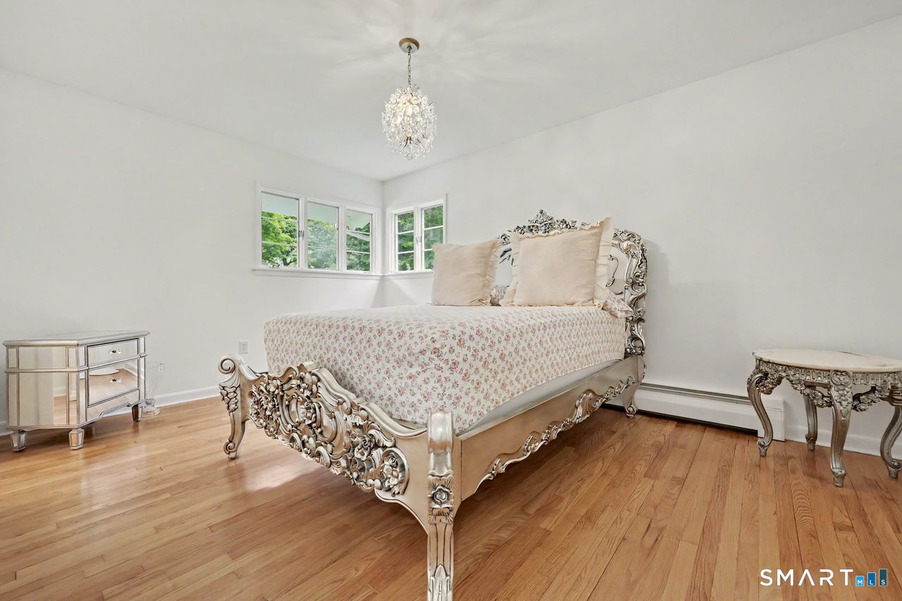 48 Mulberry Road Woodbridge, CT 06525 - Photo 25 of 40 Gallery Image 25