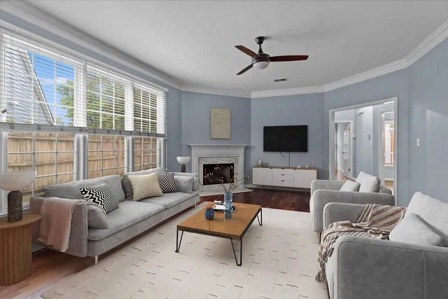 $439,700 | 172 Riverwalk Place, Memphis, TN 38103