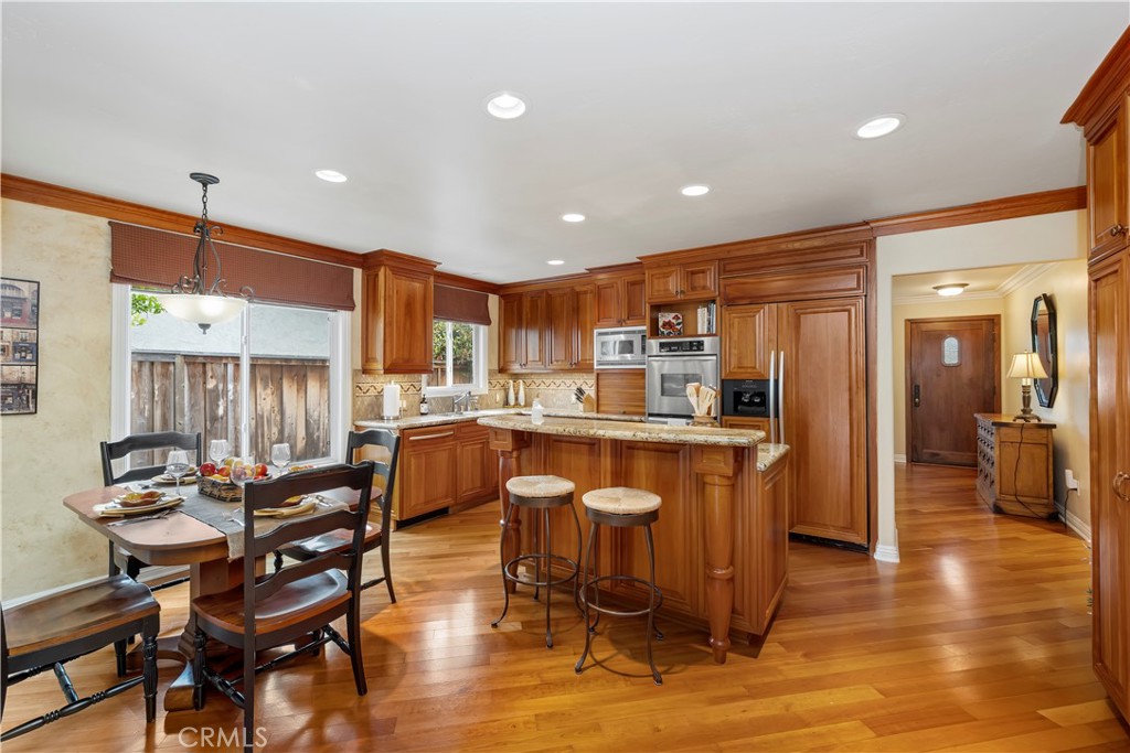 129 5 Crowns Way Encinitas, CA 92024 - Photo 8 of 43 kitchen