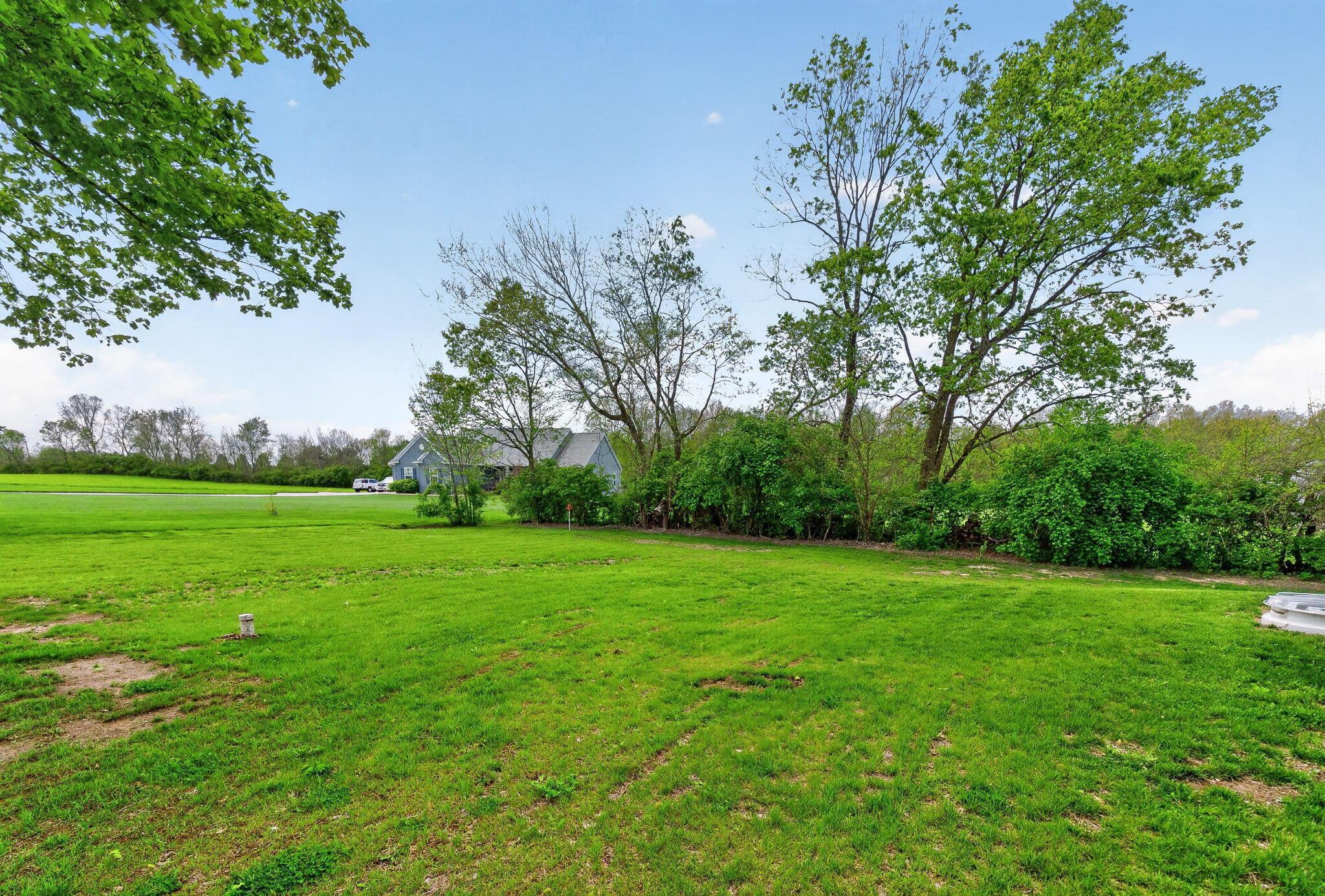 1705 Horseshoe Road Delaware, OH 43015 - Photo 56 of 64 1705 Horseshoe Dr (Exterior)-17