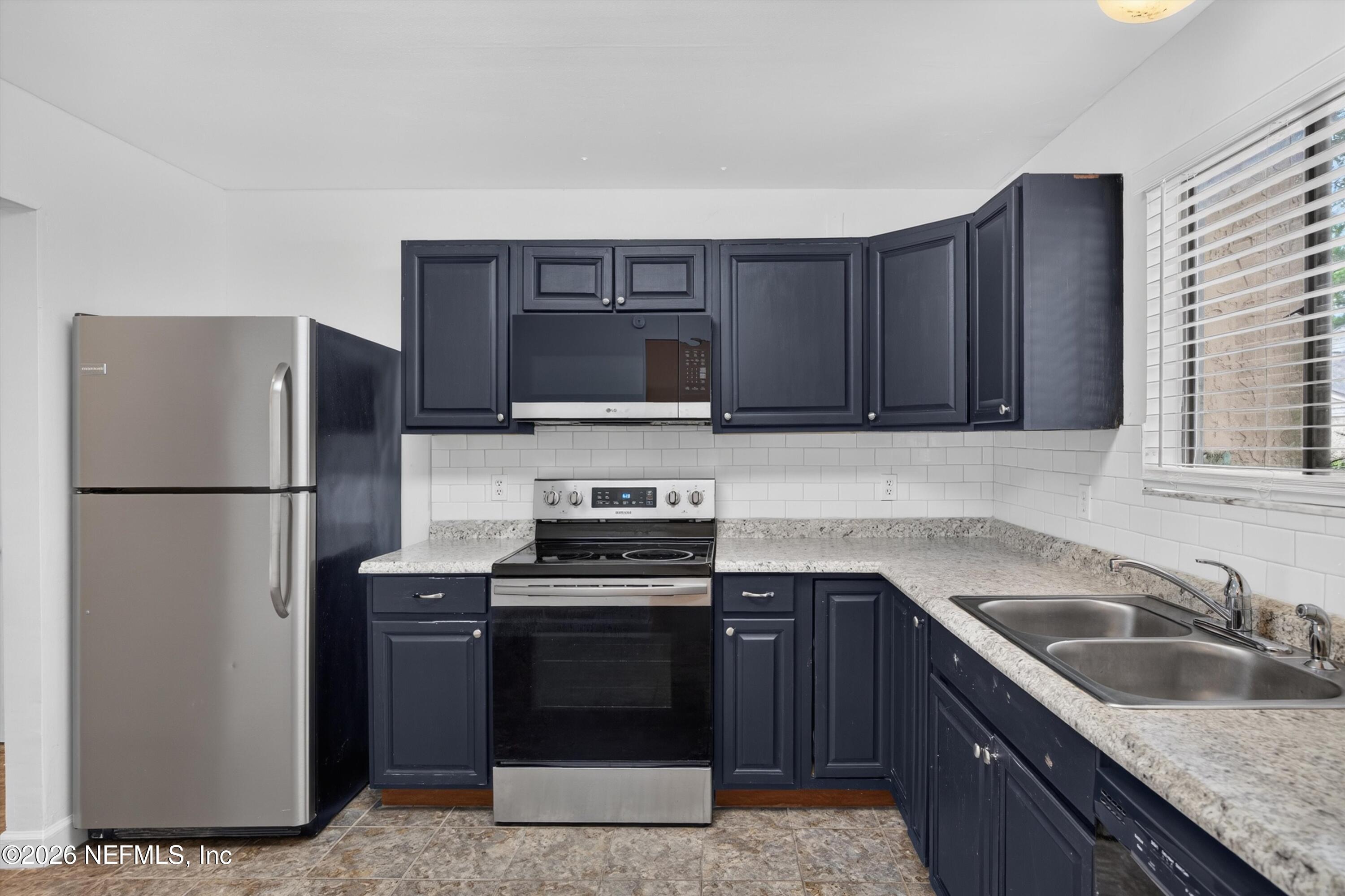 3801 Crown Point Road, Unit 2061 Jacksonville, FL 32257 - Photo 13 of 36 13-3801 Crown Point Rd-25