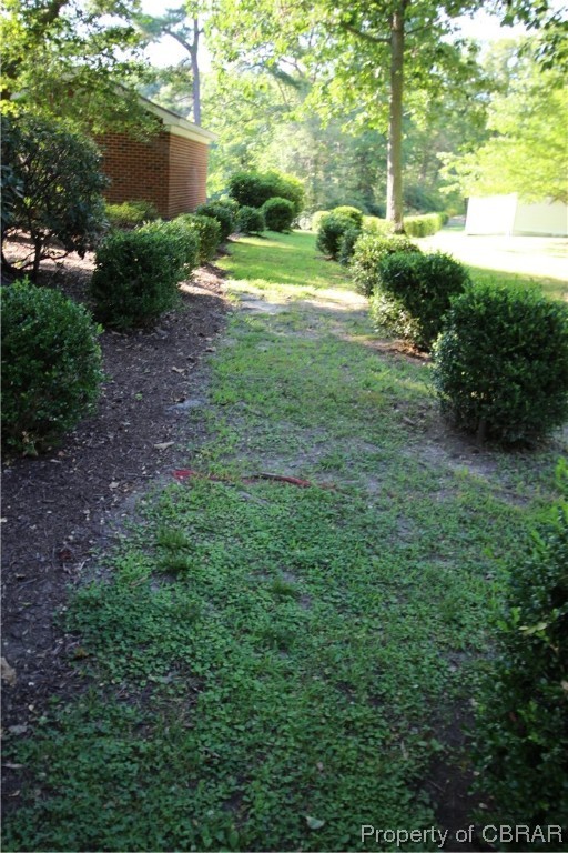 1018 Bland Point Road Deltaville, VA 23043 - Photo 45 of 48 Boxwood Path to Community Pier