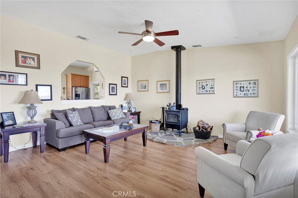 5137 Cygnet Road Phelan, CA 92371 - Photo 7 of 61