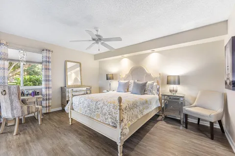 a view of a walk in closet