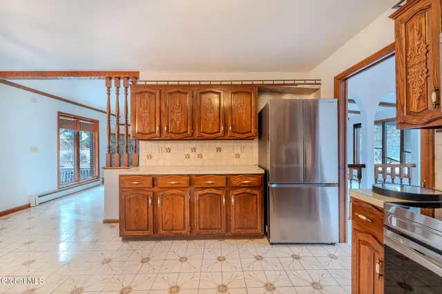 $614,999 | 15 Huntleigh Drive, Colonie, NY 12211