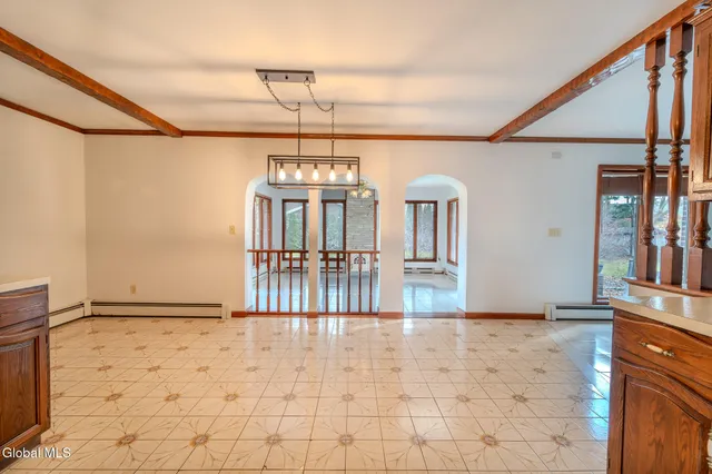 $614,999 | 15 Huntleigh Drive, Colonie, NY 12211