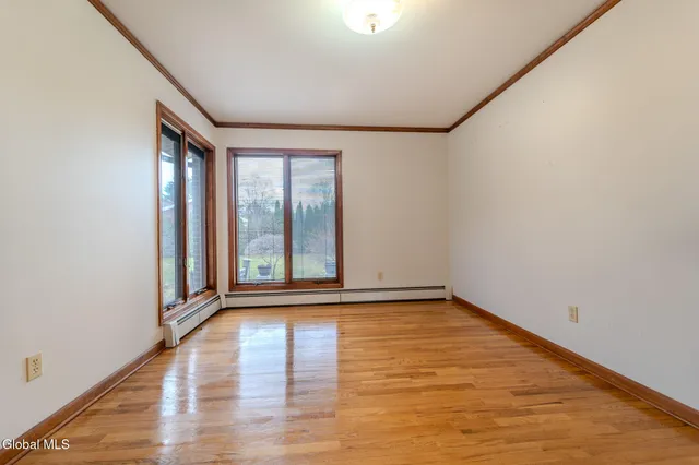 $614,999 | 15 Huntleigh Drive, Colonie, NY 12211