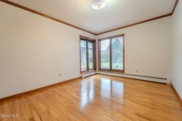 $614,999 | 15 Huntleigh Drive, Colonie, NY 12211