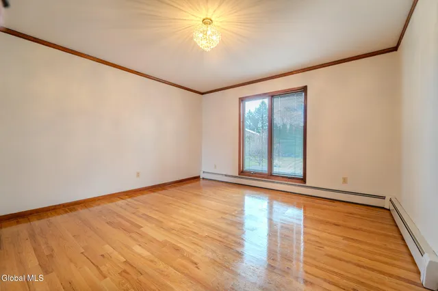 $614,999 | 15 Huntleigh Drive, Colonie, NY 12211