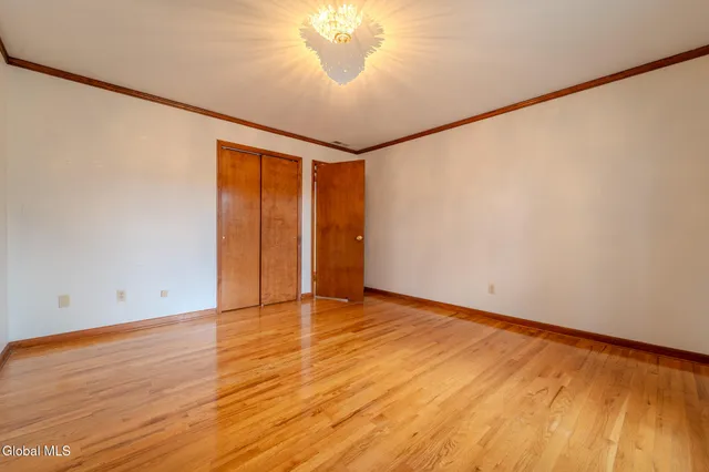 $614,999 | 15 Huntleigh Drive, Colonie, NY 12211