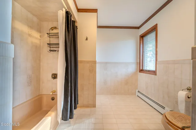 $614,999 | 15 Huntleigh Drive, Colonie, NY 12211