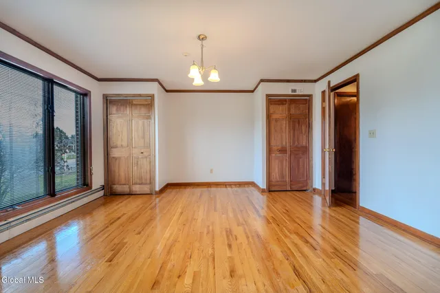 $614,999 | 15 Huntleigh Drive, Colonie, NY 12211