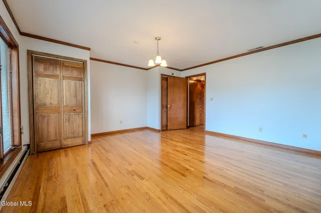 $614,999 | 15 Huntleigh Drive, Colonie, NY 12211