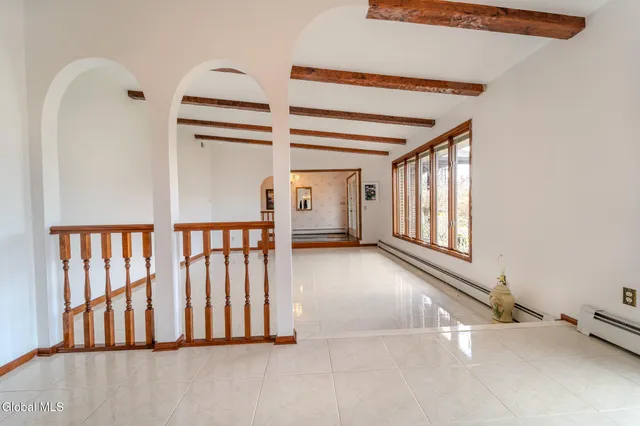 $614,999 | 15 Huntleigh Drive, Colonie, NY 12211