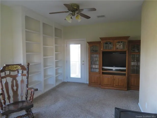 $895,000 | 1024 Hollis Road, Westlake, LA 70669