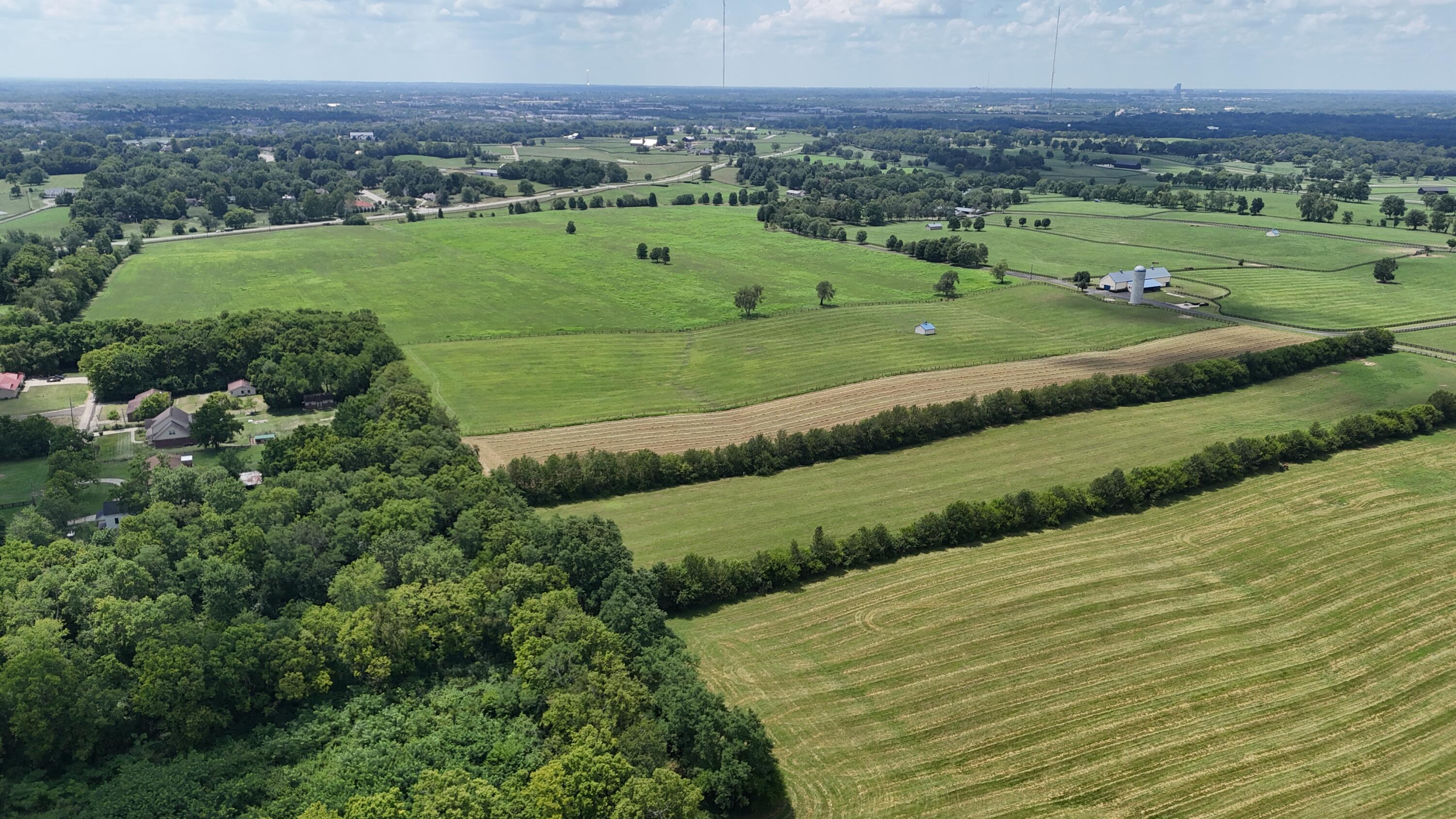 3469 Winchester Road Lexington, KY 40509 - Photo 14 of 86 DJI_20250725140433_0193_D