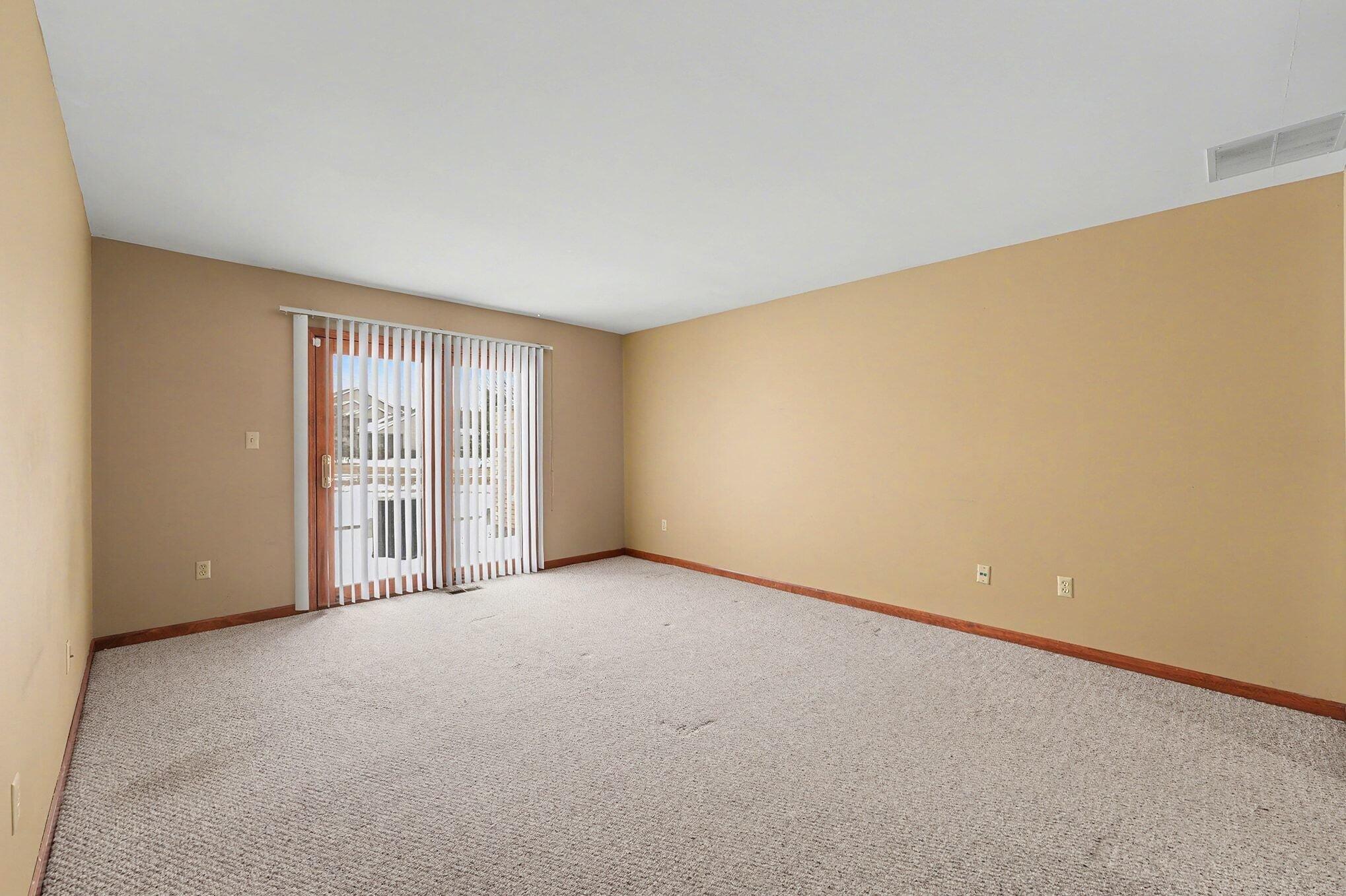 1341 West 94th Court Crown Point, IN 46307 - Photo 10 of 38 an empty room with windows