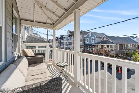 $5,000 | 19 Church Street, Sea Bright, NJ 07760