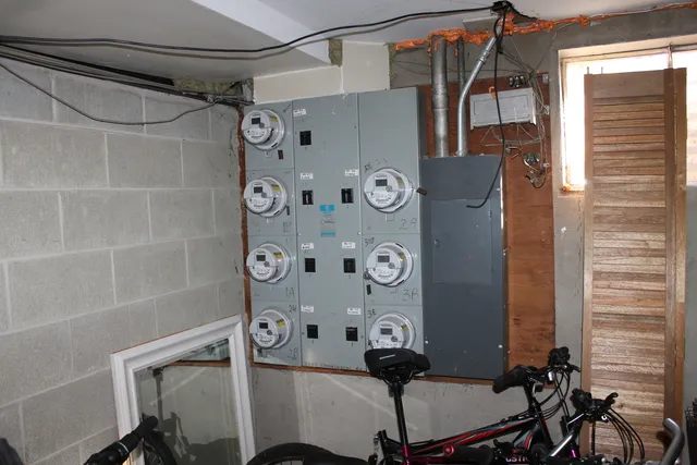 $775,000 | 3229 Commercial Avenue, South Chicago Heights, IL 60411