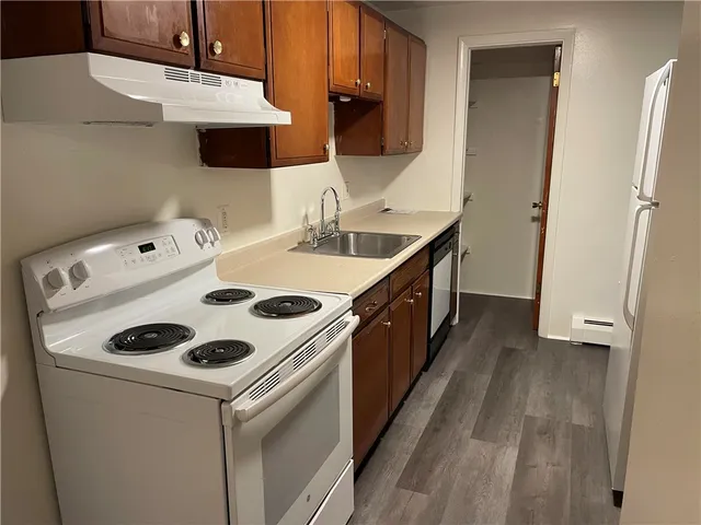 $1,350 | 7554 Victor Mendon Road, Unit 44, Victor, NY 14564