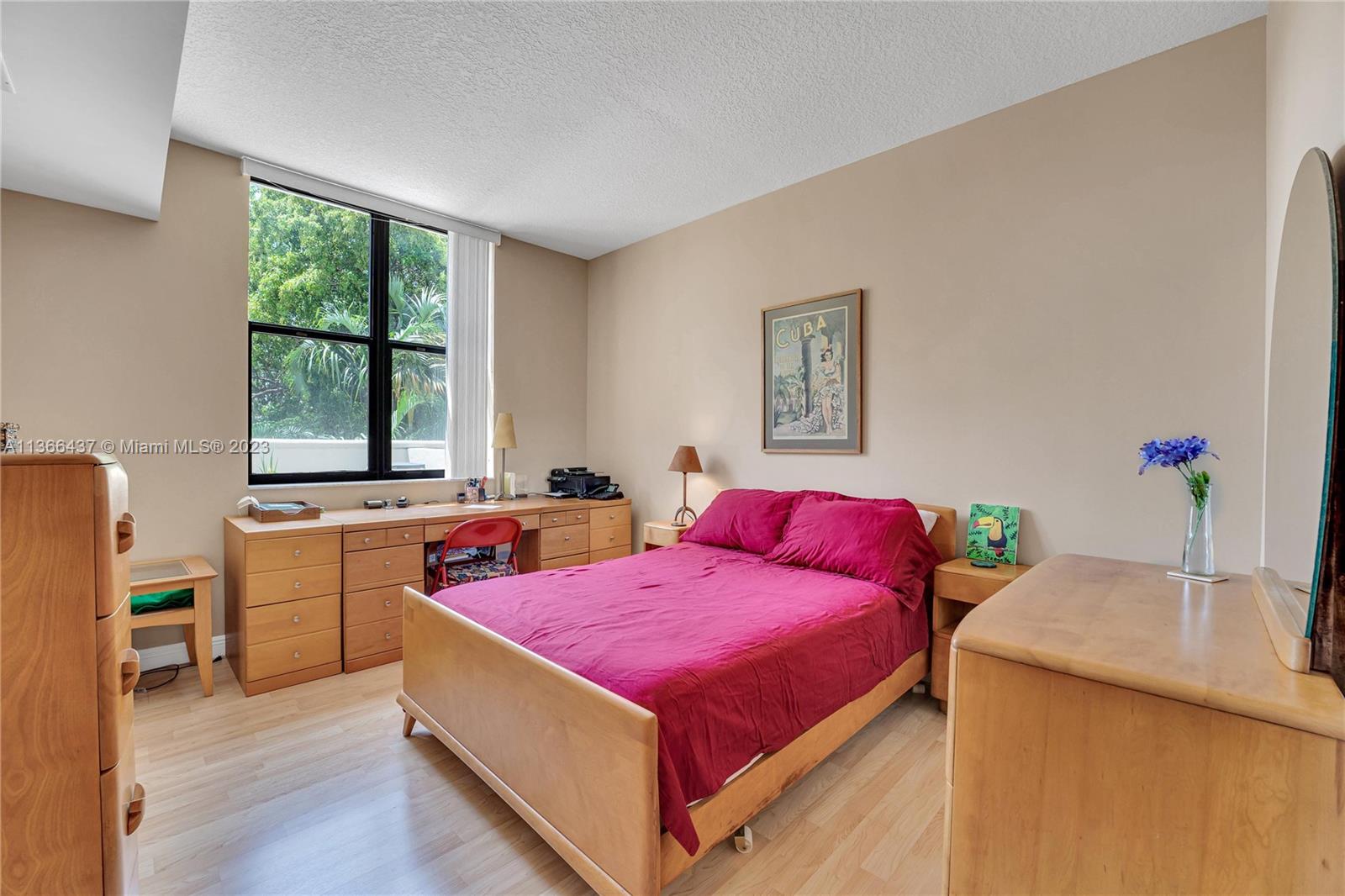 888 Douglas Road, Unit 202 Coral Gables, FL 33134 - Photo 12 of 41