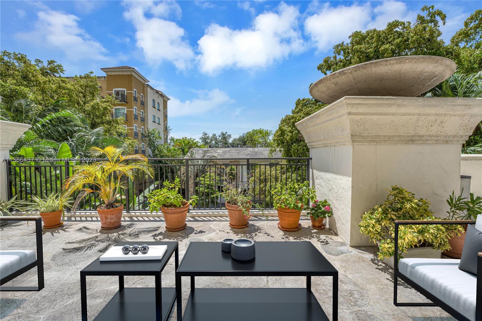 888 Douglas Road, Unit 202 Coral Gables, FL 33134 - Photo 13 of 41