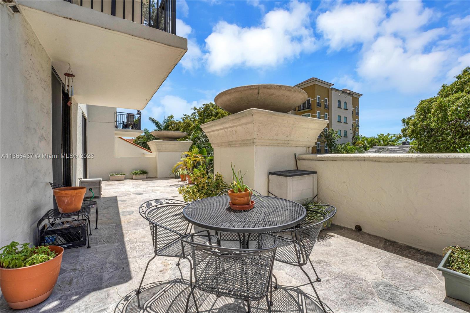 888 Douglas Road, Unit 202 Coral Gables, FL 33134 - Photo 29 of 41