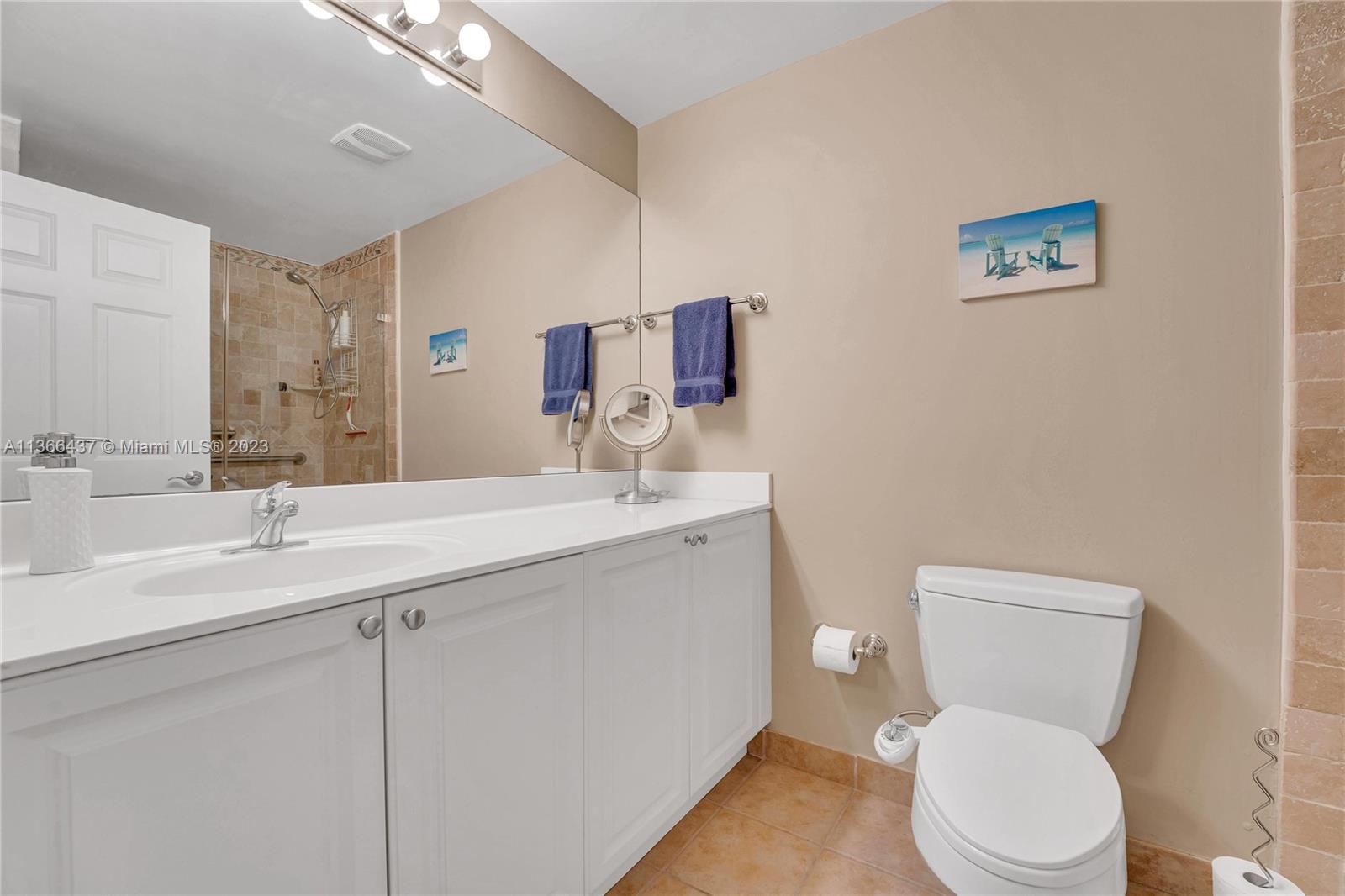 888 Douglas Road, Unit 202 Coral Gables, FL 33134 - Photo 37 of 41