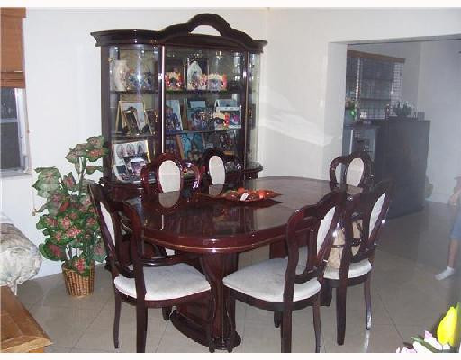 7375 Southwest 34th Street Road Miami, FL 33155 - Photo 3 of 6 Dining Room