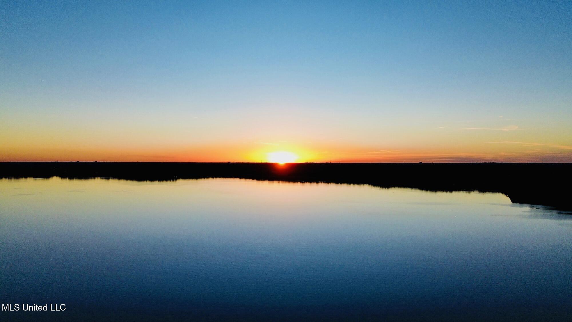 104 Ridge Street Madison, MS 39110 - Photo 4 of 21 dji_fly_20251219_120152_216_176625627874