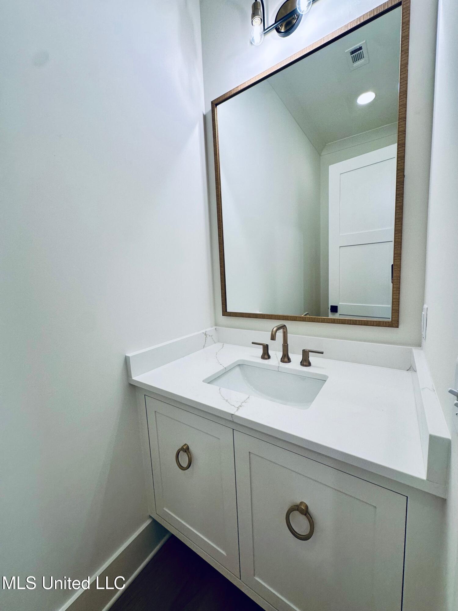 104 Ridge Street Madison, MS 39110 - Photo 43 of 77 IMG_7212