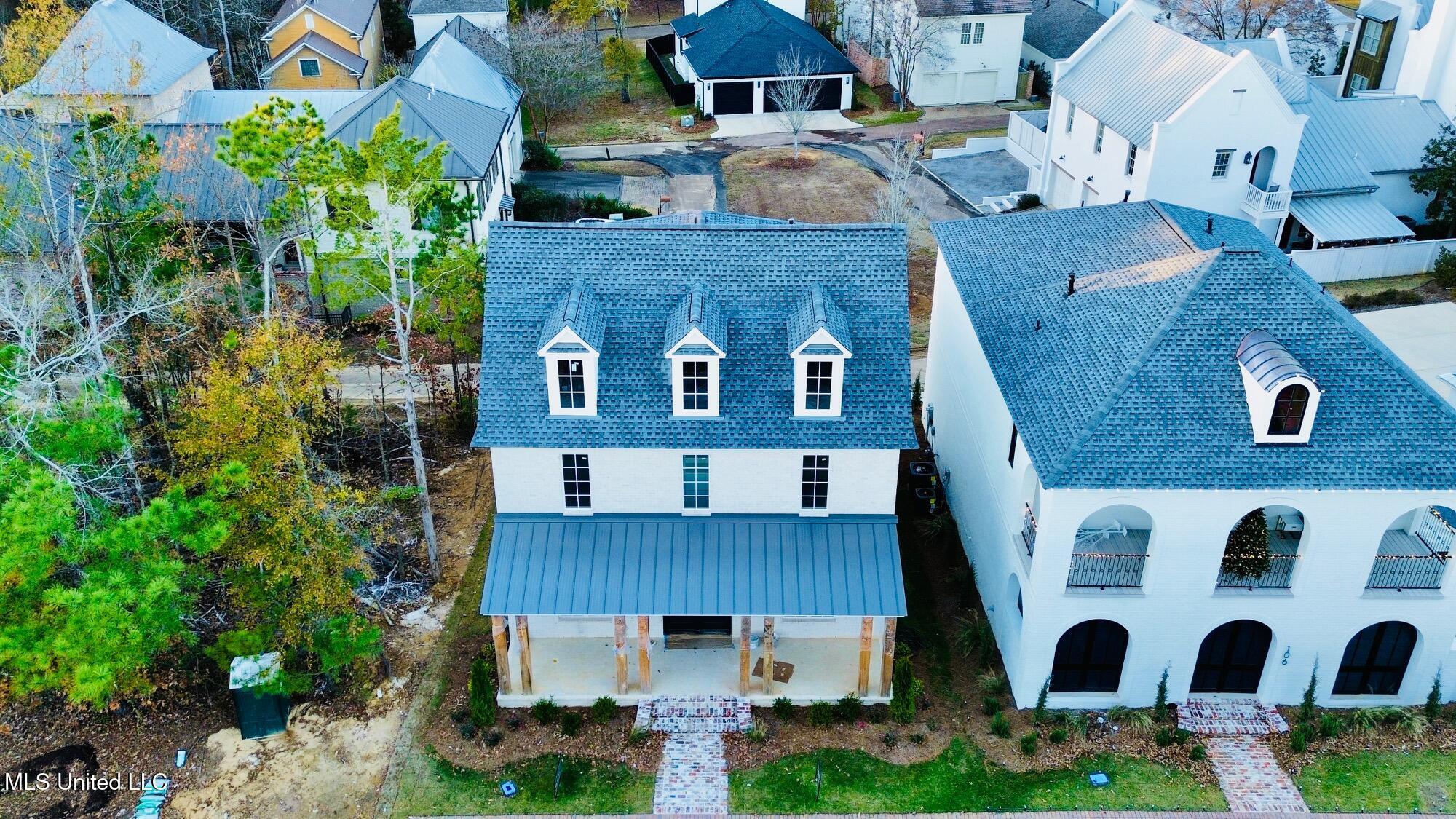 104 Ridge Street Madison, MS 39110 - Photo 5 of 21 dji_fly_20251219_113818_190_176625628917