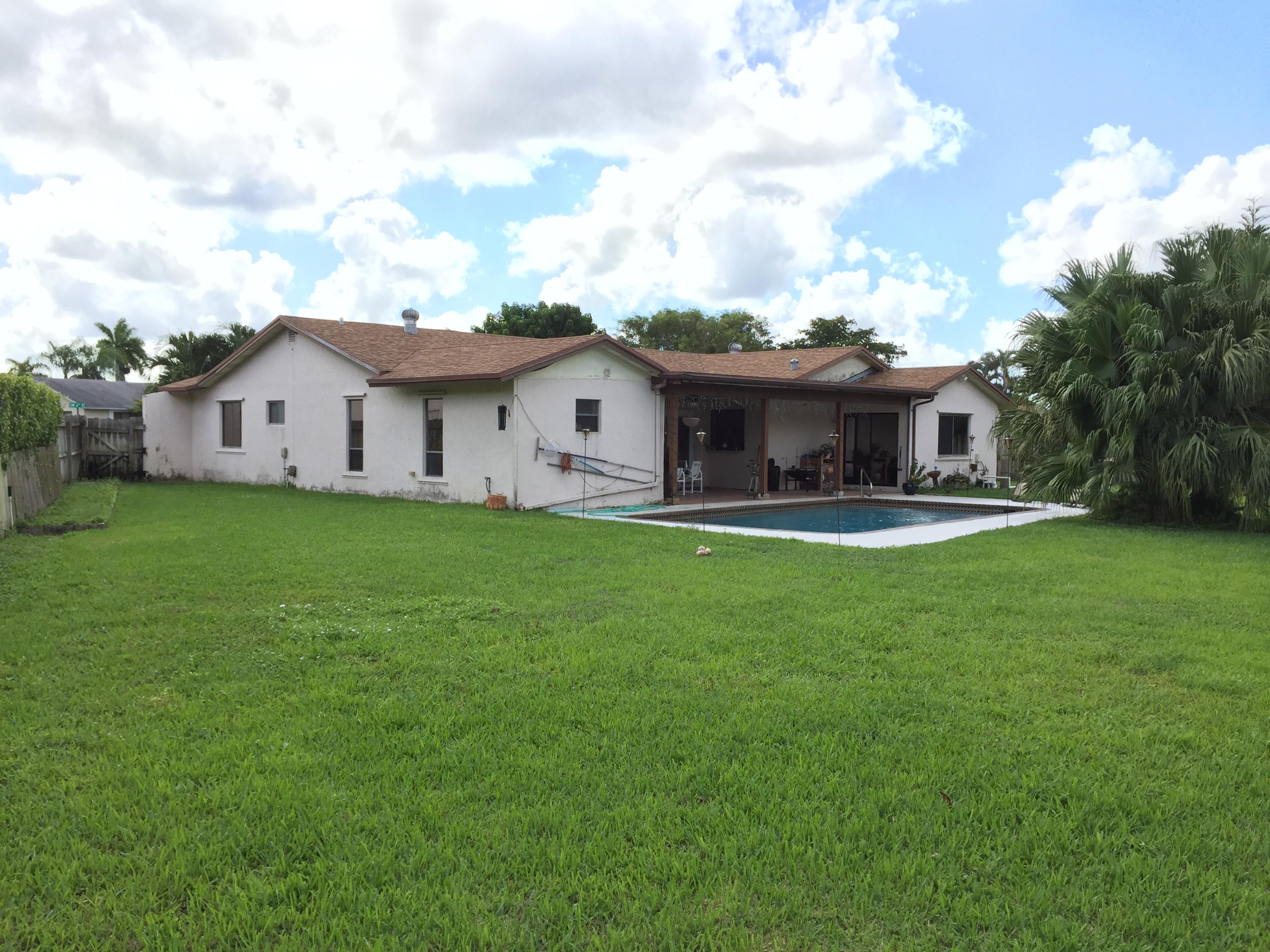 22606 Southwest 6th Street Boca Raton, FL 33433 - Photo 4 of 15 Yard