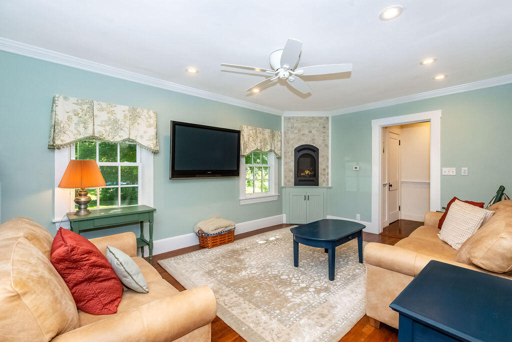 27 Sewall Road South Berwick, ME 03908 - Photo 4 of 41 _DSC2742