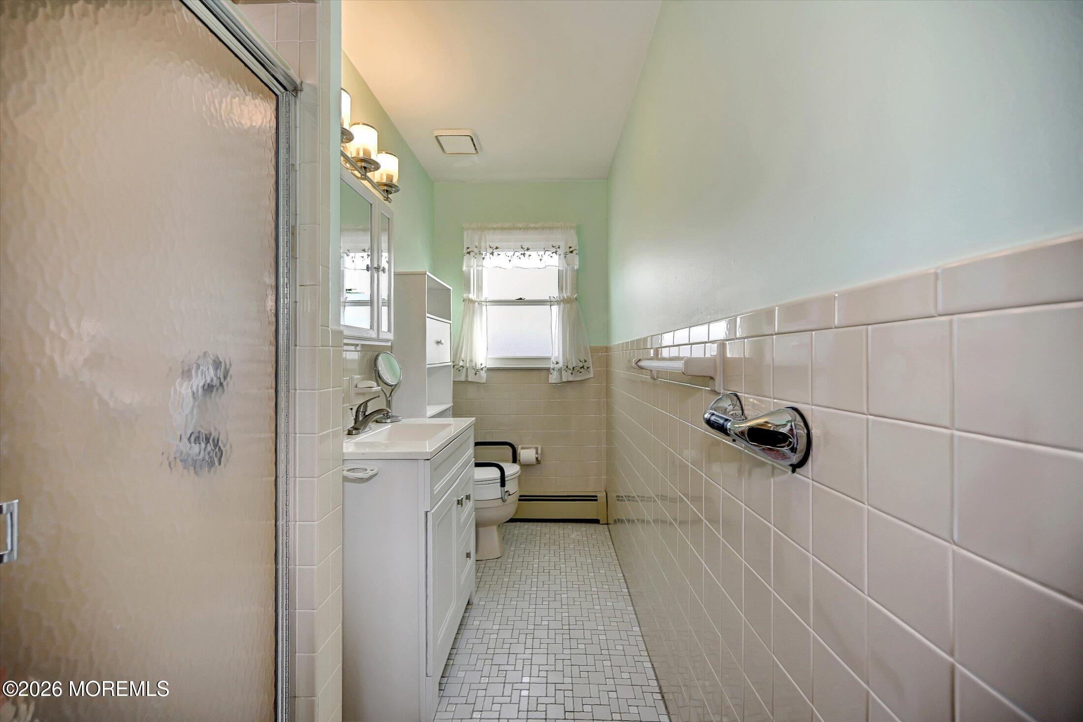 1 Easton Road Toms River, NJ 08757 - Photo 24 of 45 24-Bathroom