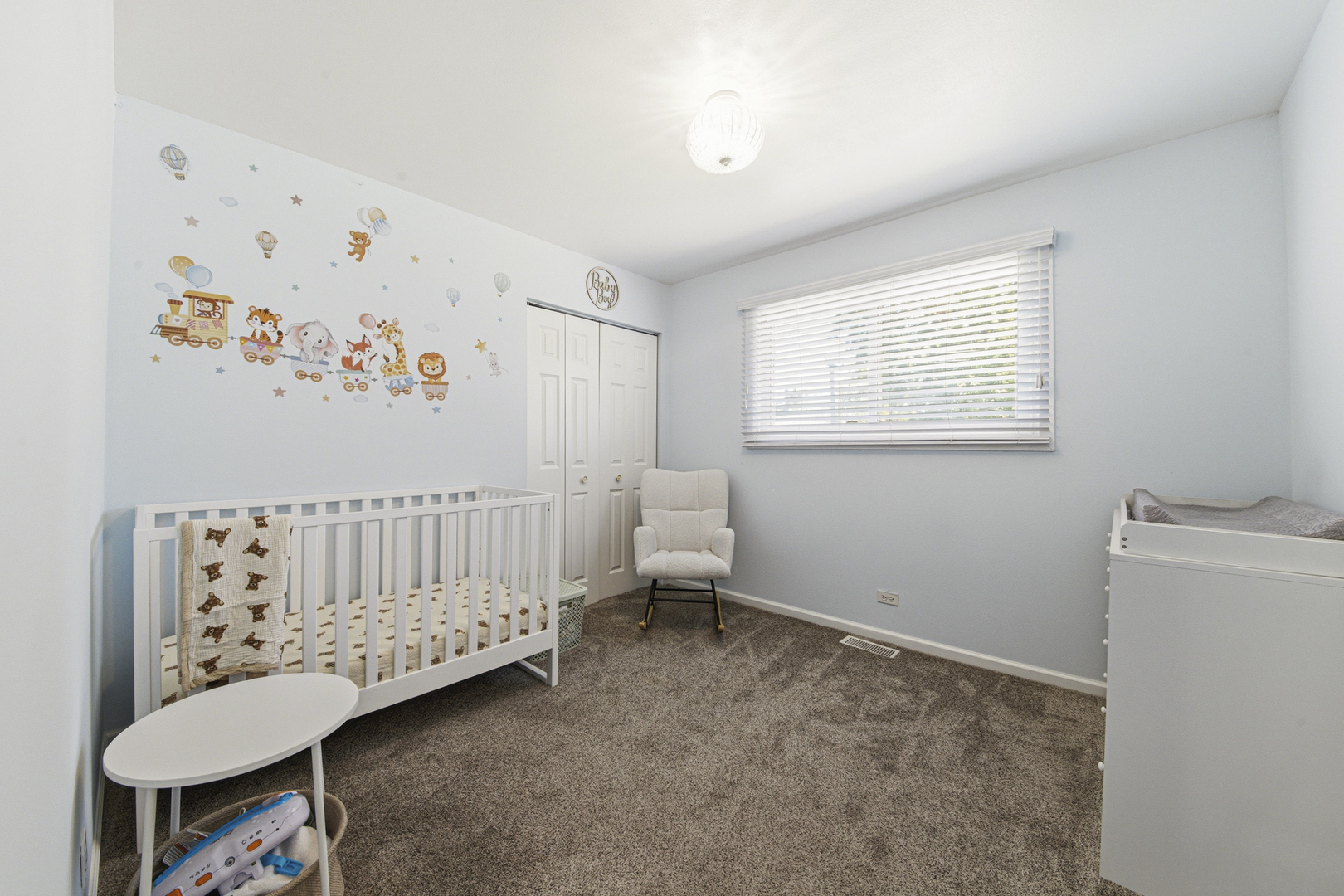 1073 South Finley Road Lombard, IL 60148 - Photo 11 of 18 Gallery Image 11
