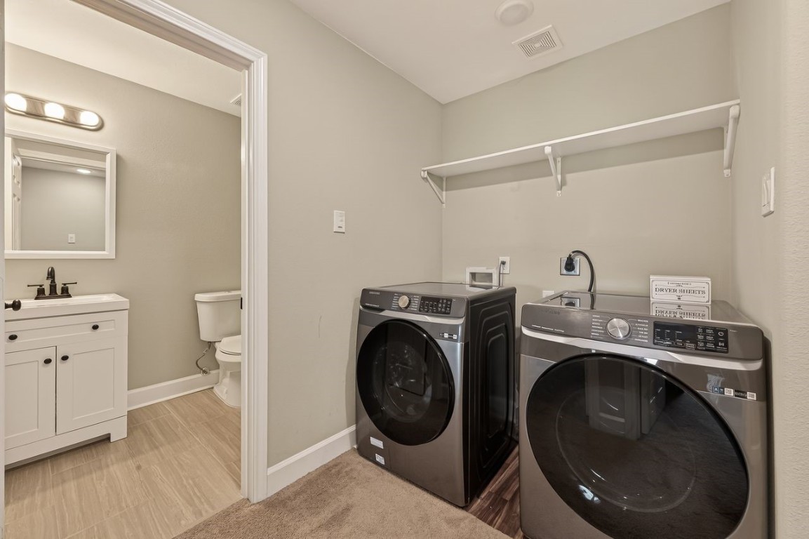 9724 Racine Street Houston, TX 77029 - Photo 12 of 27