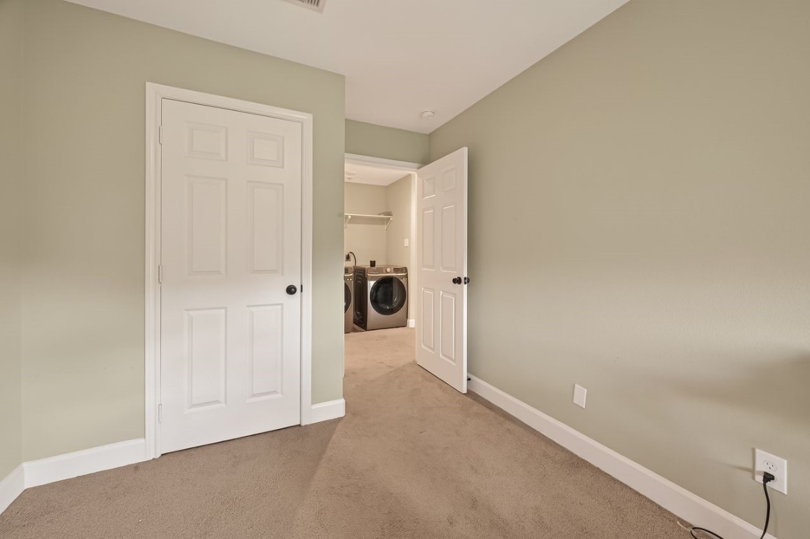 9724 Racine Street Houston, TX 77029 - Photo 18 of 27