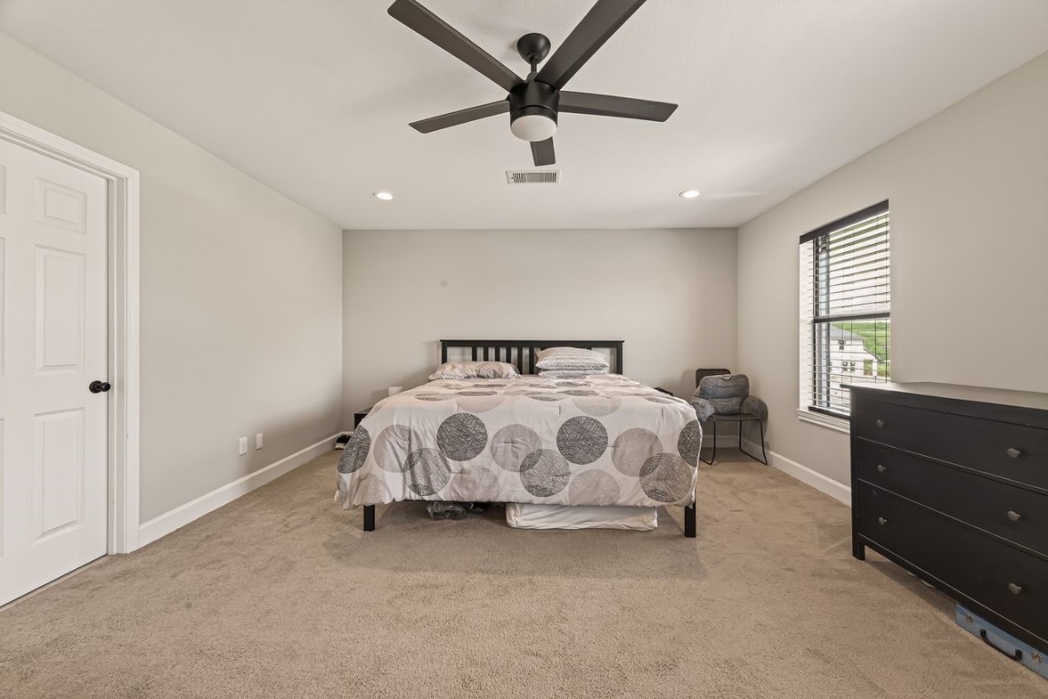 9724 Racine Street Houston, TX 77029 - Photo 19 of 27